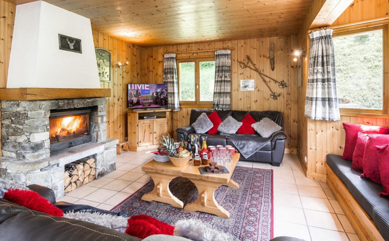 Chalet Himalaya , 10 Person Chalet With 5 Ensuite Bedrooms And Outdoor Jacuzzi In Meribel Centre Екстер'єр фото